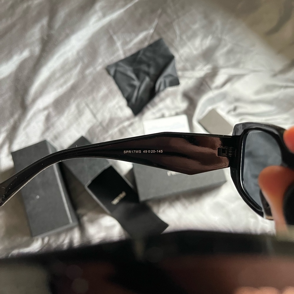Prada Black Sunglasses unisex style - Picture 6 of 8